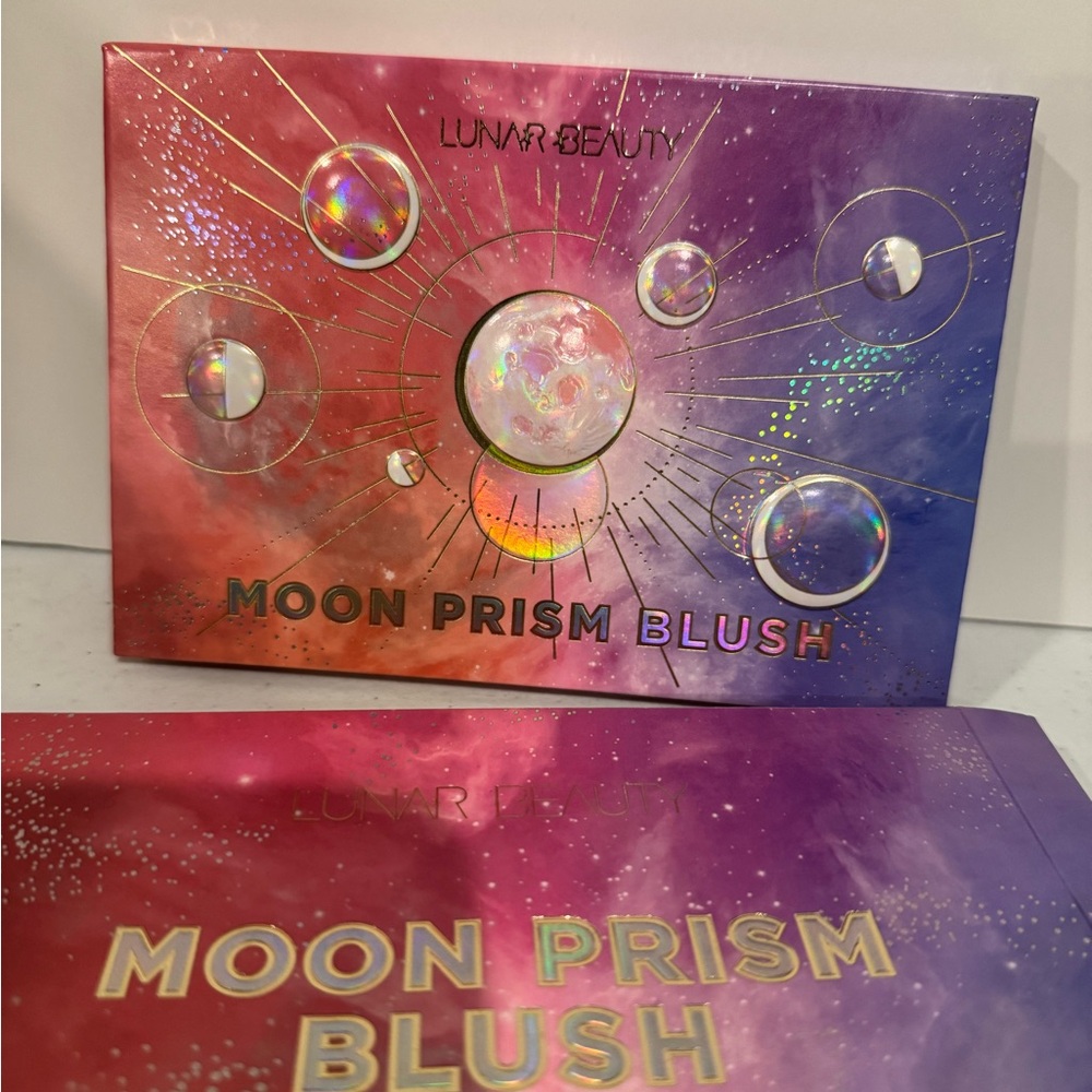Lunar Beauty Moon Prism Blush Palette